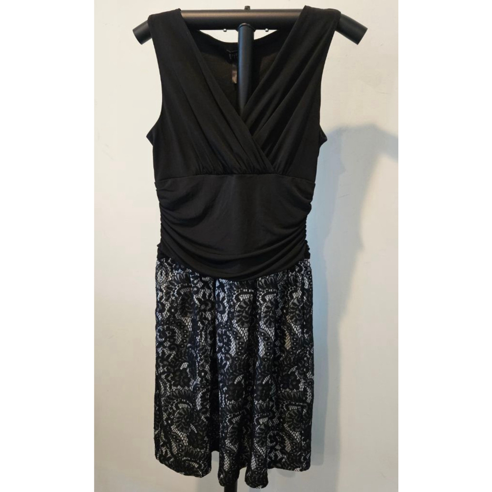Women's Enfocus Studio Dress Size 8 Black Lace